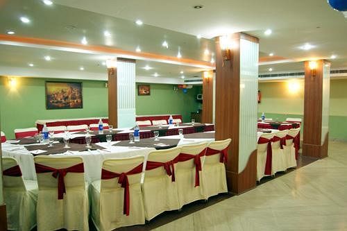 Hotel New Temples Town Váránaszi Kültér fotó