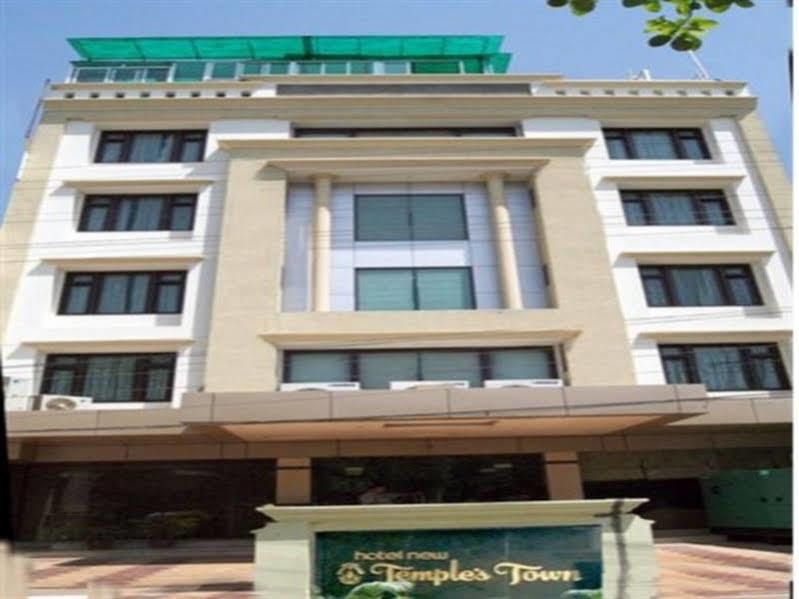 Hotel New Temples Town Váránaszi Kültér fotó